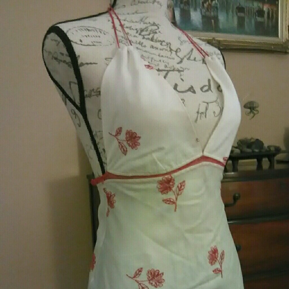 Vintage Halter top. Embroidered flowers. By Kablan